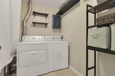 6705 Meadow Creek Drive #206, Columbus, OH 43235 - Photo 11