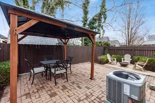 106 E Gates St, Columbus, OH 43206 - Photo 29