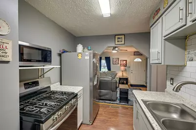 2610 Grasmere Avenue, Columbus, OH 43211 - Photo 13