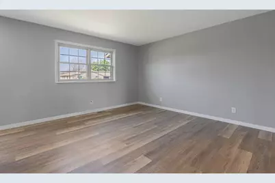 1300 Edgebrook Avenue, New Carlisle, OH 45344 - Photo 3