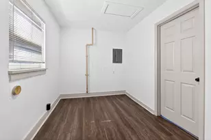 253 S Central Ave, Columbus, OH 43223 - Photo 23