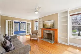 116 E Dunedin Rd, Columbus, OH 43214 - Photo 3