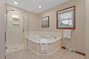 3275 Colchester Rd, Columbus, OH 43221 - Photo 29