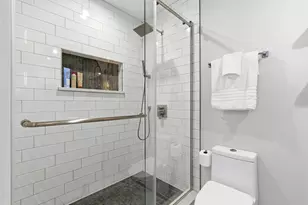 53 E Prescott St, Columbus, OH 43215 - Photo 27