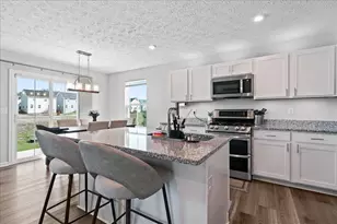 8586 Greengate Blvd, Canal Winchester, OH 43110 - Photo 3