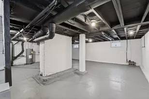 1475 E Hudson St, Columbus, OH 43211 - Photo 27