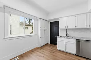 1475 E Hudson St, Columbus, OH 43211 - Photo 5