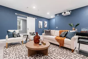 942 W 1st Ave, Columbus, OH 43212 - Photo 25