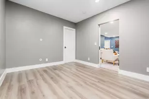 942 W 1st Ave, Columbus, OH 43212 - Photo 31