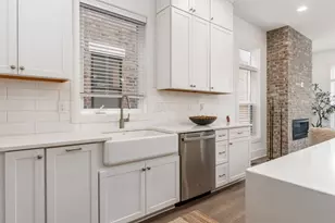 942 W 1st Ave, Columbus, OH 43212 - Photo 11