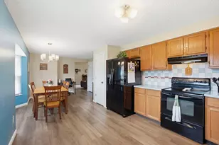 2199 Shirlene Dr, Grove City, OH 43123 - Photo 9