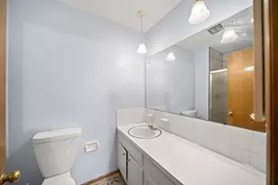 6100 Darby Ln, Columbus, OH 43229 - Photo 25