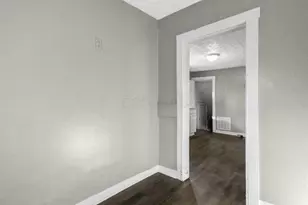 1371 E 23rd Ave, Columbus, OH 43211 - Photo 9