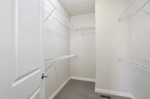 361 Cloverhill Dr, Galloway, OH 43119 - Photo 33