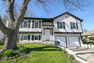 1080 Arapaho Ave, Worthington, OH 43085 - Photo 1