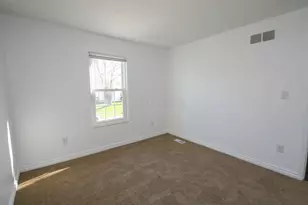 1080 Arapaho Ave, Worthington, OH 43085 - Photo 13