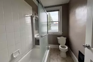 880 E Whittier St, Columbus, OH 43206 - Photo 7