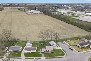 2037 Gerald Dr, Springfield, OH 45505 - Photo 27