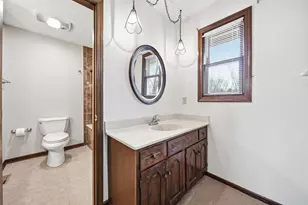 742 Gatehouse Ln, Columbus, OH 43235 - Photo 49