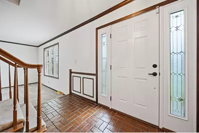 742 Gatehouse Lane, Columbus, OH 43235 - Photo 3