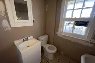 1423 E Maynard Ave, Columbus, OH 43211 - Photo 11