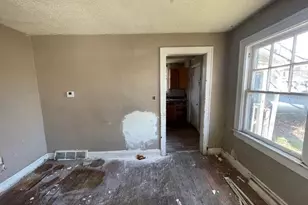 1423 E Maynard Ave, Columbus, OH 43211 - Photo 9