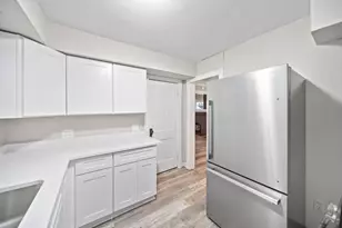 446 S Eureka Ave, Columbus, OH 43204 - Photo 9