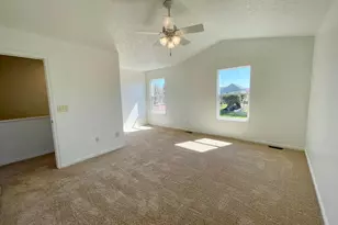 617 Keltonhurst Dr, Pataskala, OH 43062 - Photo 25