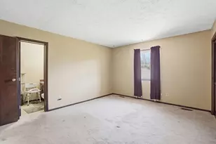 6395 Royalton Dr, Galloway, OH 43119 - Photo 17