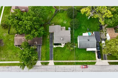 305 Danhurst Road, Columbus, OH 43228 - Photo 3
