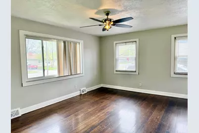 305 Danhurst Road, Columbus, OH 43228 - Photo 7