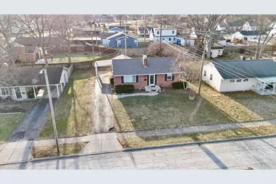 305 Danhurst Road, Columbus, OH 43228 - Photo 3