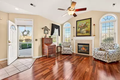 1616 Crossing Boulevard, Circleville, OH 43113 - Photo 5