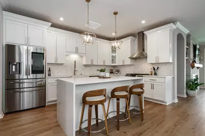 6090 Windcliff Drive E, Grove City, OH 43123 - Photo 7