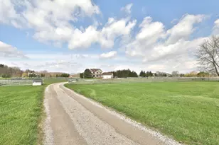 2313 Horseshoe Rd, Delaware, OH 43015 - Photo 13
