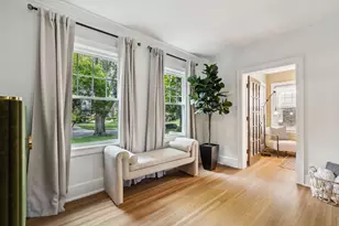 2564 Sherwood Rd, Columbus, OH 43209 - Photo 7