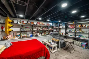 556 Pamlico St, Columbus, OH 43228 - Photo 47