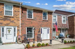 556 Pamlico St, Columbus, OH 43228 - Photo 3