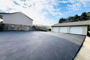 839 Falls Rd Rd, Bainbridge, OH 45612 - Photo 3