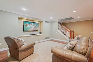 3848 Stonewater Dr, Columbus, OH 43221 - Photo 35
