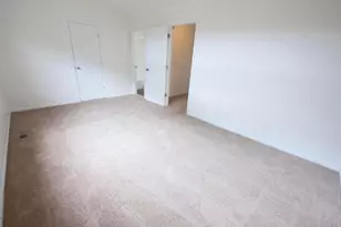 3795 Heatherglen Dr, Columbus, OH 43221 - Photo 11