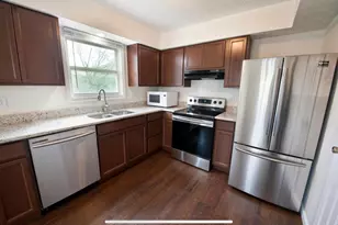 3797 Heatherglen Dr, Columbus, OH 43221 - Photo 3