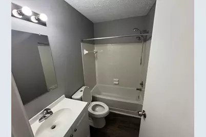 3865 Heatherglen Drive, Columbus, OH 43221 - Photo 11