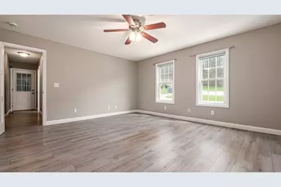 2435 Freedom Lane, Zanesville, OH 43701 - Photo 31
