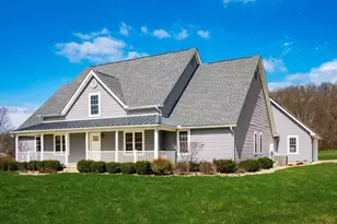 2435 Freedom Ln, Zanesville, OH 43701 - Photo 1
