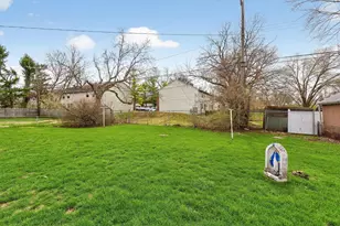 947 Norris Dr, Columbus, OH 43224 - Photo 39