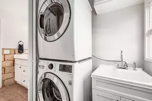 8610 Craigston Ct, Dublin, OH 43017 - Photo 25