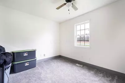 4975 Selma Pike, Springfield, OH 45502 - Photo 17