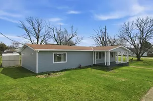 224 Nye St, Marion, OH 43302 - Photo 1