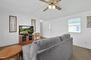 1100 Thornwood Dr SW, Heath, OH 43056 - Photo 9